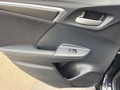 Used 2015 Honda Fit EX image 16