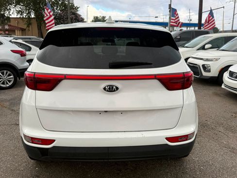 Used 2018 Kia Sportage LX FWD image 6