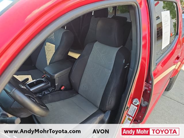 Used 2022 Toyota Tacoma TRD Sport AWD/4WD image 10