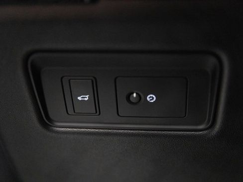 Used 2022 Land Rover Range Rover Westminster Edition image 62