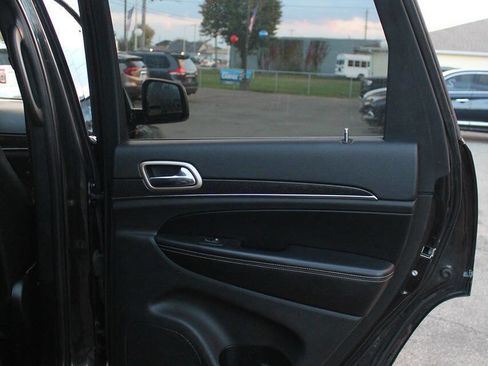 Used 2016 Jeep Grand Cherokee Limited w/ Trailer Tow Group IV image 18