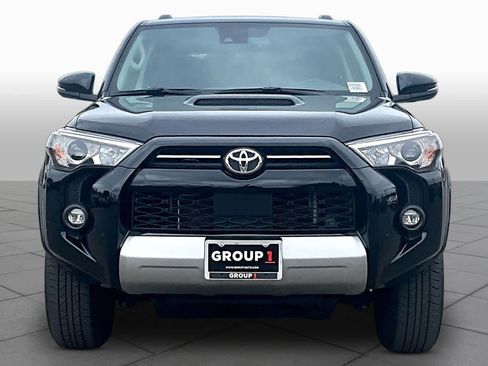 Used 2023 Toyota 4Runner TRD Off-Road Premium w/ Moonroof Package AWD/4WD image 3