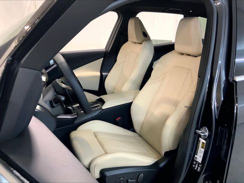 New 2026 BMW X3 xDrive30 w/ Convenience Package AWD/4WD image 9