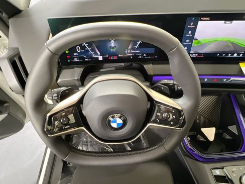 Used 2025 BMW X3 xDrive30i w/ Convenience Package image 11