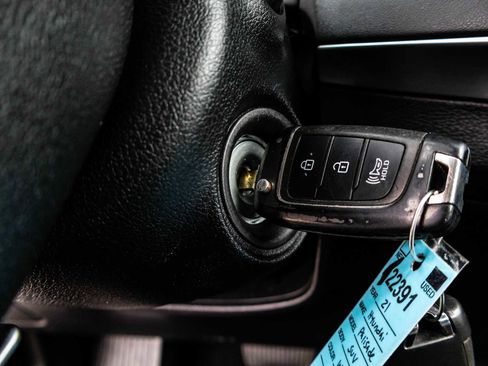 Used 2021 Hyundai Palisade SE w/ Winter Package image 39