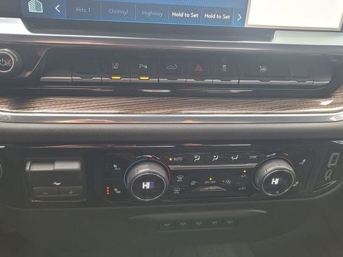 Used 2024 Chevrolet Silverado 3500 LT w/ Convenience Package image 22