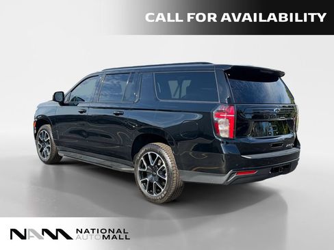 Used 2024 Chevrolet Suburban RST w/ Luxury Package RWD image 3