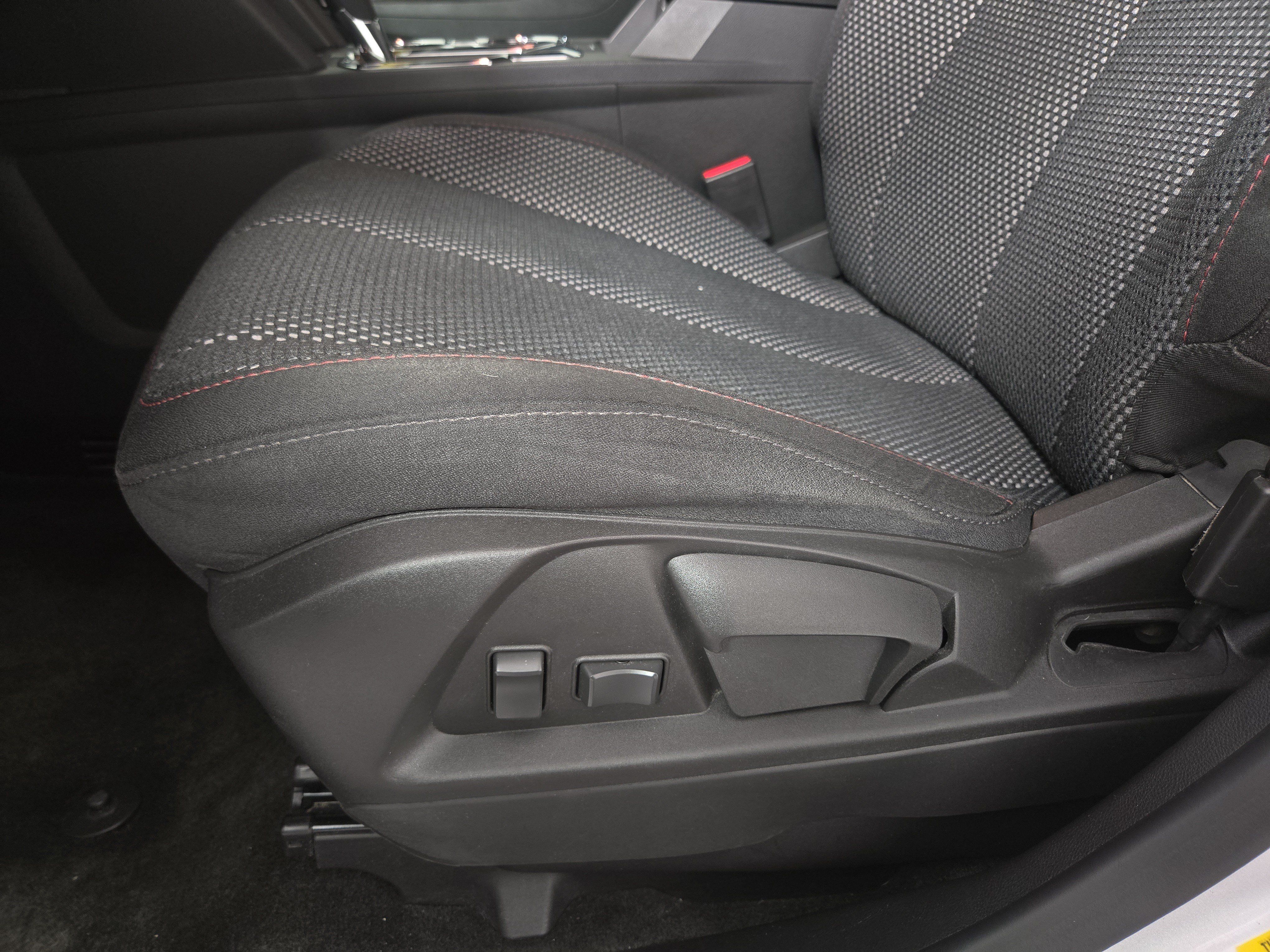 Certified 2017 Chevrolet Equinox LT FWD image 27