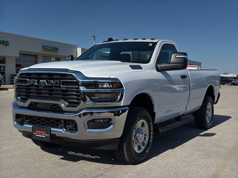 New 2025 RAM 2500 Tradesman image 2