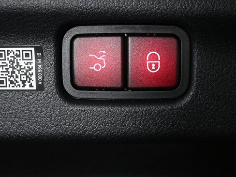 New 2026 Mercedes-Benz C 300 Sedan image 29