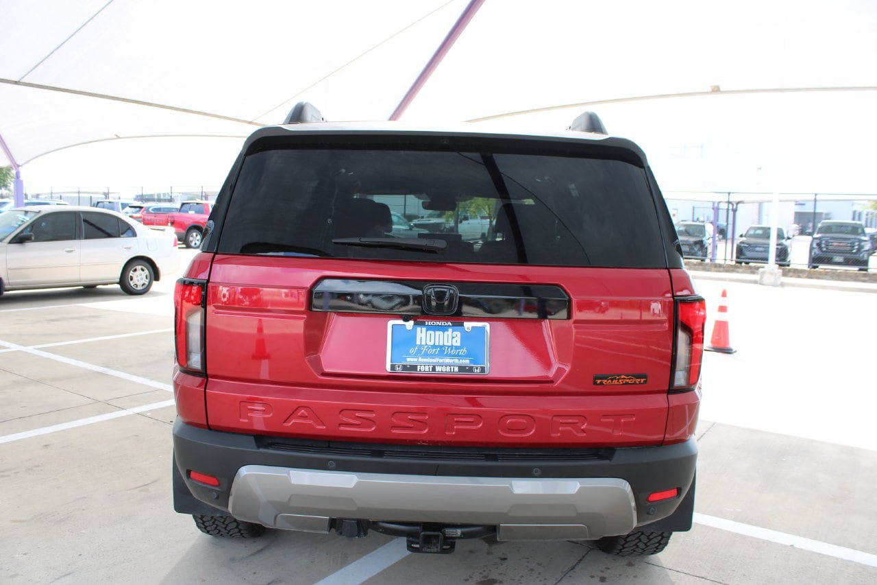 Used 2026 Honda Passport TrailSport image 4