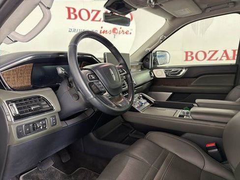 Used 2023 Lincoln Navigator Black Label image 12