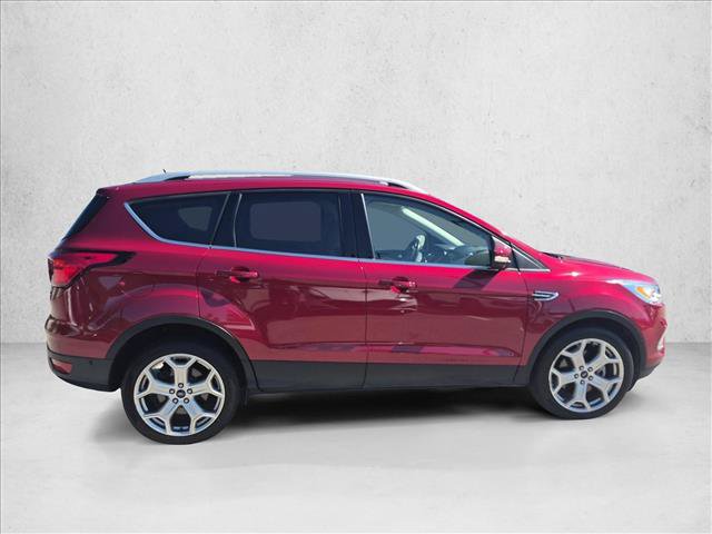 Used 2019 Ford Escape Titanium FWD image 4