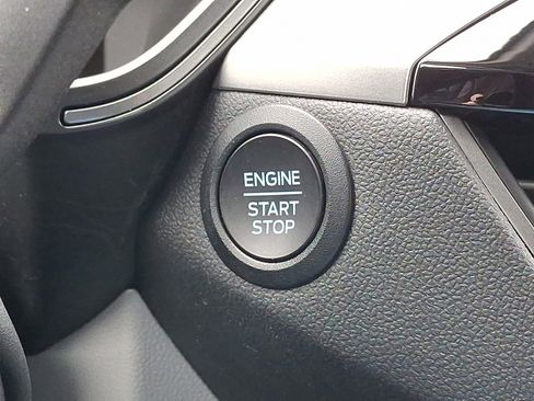 Used 2024 Ford Escape Active image 23