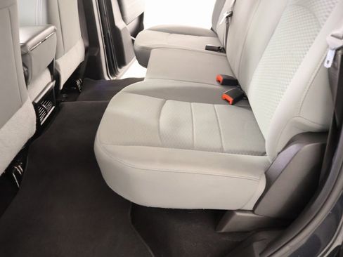 Used 2019 RAM 1500 Tradesman w/ Chrome Plus Package image 11