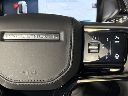 Used 2026 Land Rover Range Rover Velar Dynamic SE AWD/4WD image 32