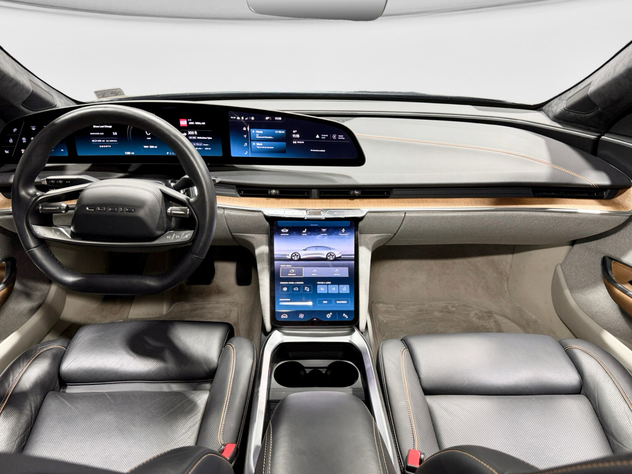 Used 2025 Lucid Air Touring AWD/4WD image 15