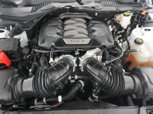 Used 2024 Ford Mustang GT Premium image 32