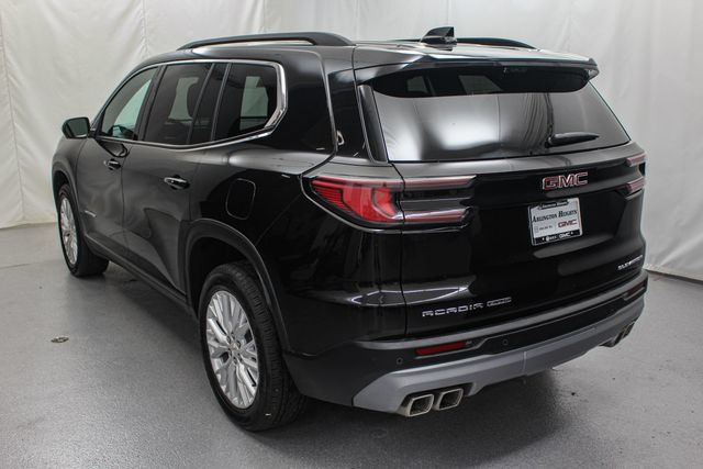 Certified 2026 GMC Acadia Elevation w/ Elevation Premium Package AWD/4WD image 7