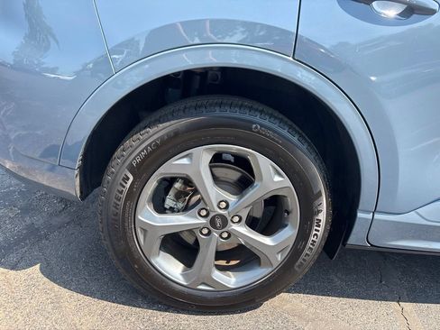 Used 2024 Ford Escape ST-Line w/ Tech Pack #1 AWD/4WD image 11