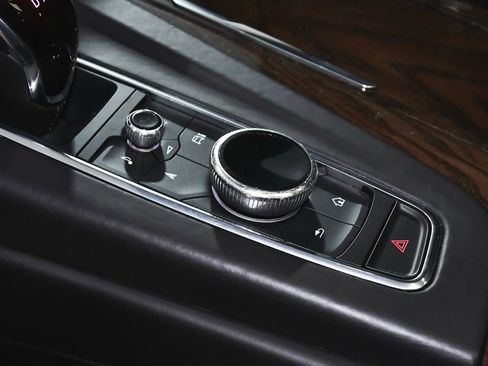Used 2022 Cadillac Escalade Premium Luxury Platinum AWD/4WD image 40