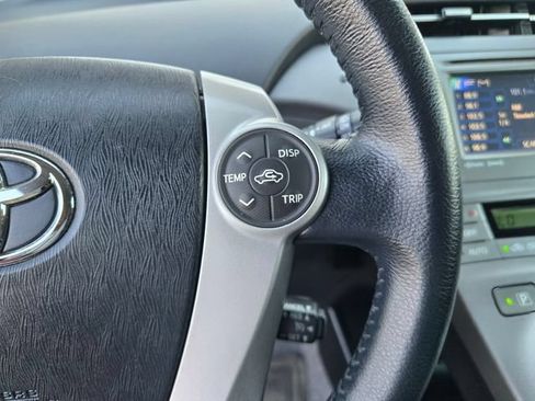 Used 2014 Toyota Prius Four FWD image 22