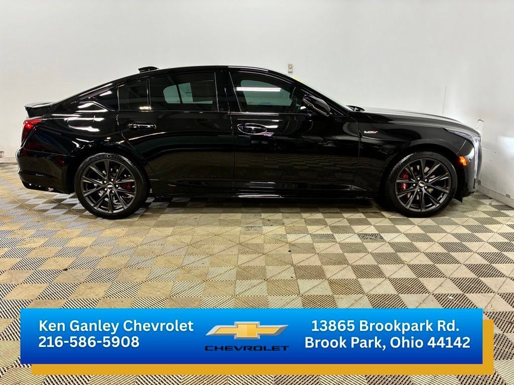 Used 2025 Cadillac CT5 V w/ Technology Package AWD/4WD image 4