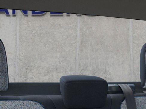 New 2025 Ford Maverick XLT image 24