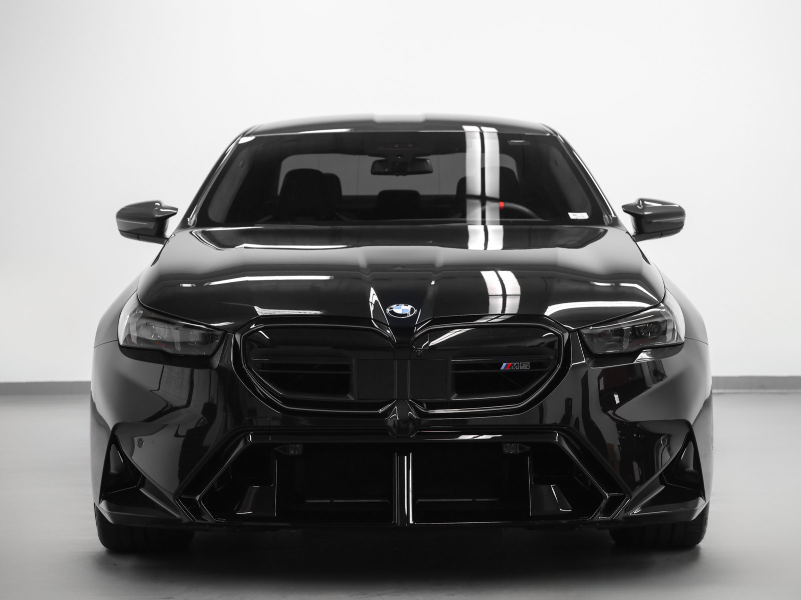 Used 2026 BMW M5 w/ Carbon Package AWD/4WD image 8