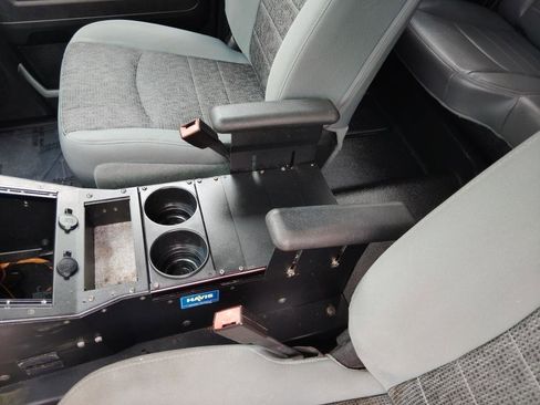 Used 2015 RAM 1500 4x4 Crew Cab w/ Exterior Appearance Group image 24