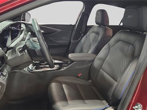 Used 2024 Buick Envista Sport Touring w/ Convenience I Package image 10