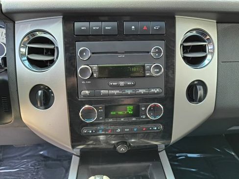 Used 2011 Ford Expedition Limited AWD/4WD image 16