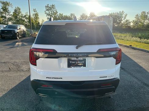Certified 2023 GMC Acadia SLT w/ Elevation Edition AWD/4WD image 6