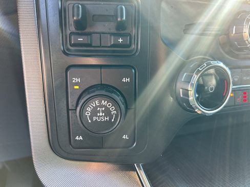 Used 2022 Ford F150 Platinum w/ Equipment Group 701A High image 29