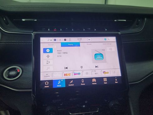 New 2025 Jeep Grand Cherokee L Limited image 8