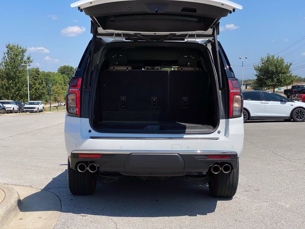 Used 2022 Chevrolet Tahoe Premier AWD/4WD image 7