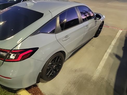 Used 2024 Honda Civic Sport image 4