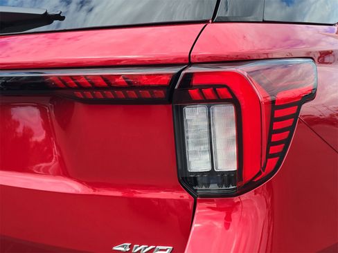 New 2026 Ford Explorer Platinum w/ LUX Leather Package image 6