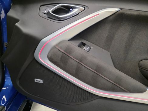 Used 2019 Chevrolet Camaro ZL1 RWD image 37