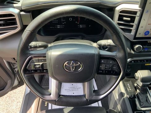 Used 2023 Toyota Tundra Platinum AWD/4WD image 20