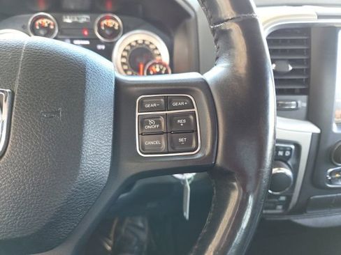 Used 2015 RAM 1500 Classic SLT w/ Luxury Group AWD/4WD image 43