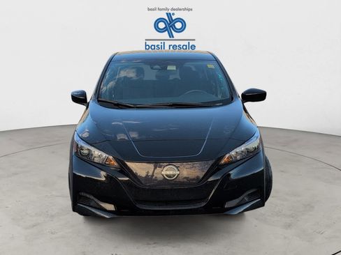 Used 2024 Nissan Leaf S image 8