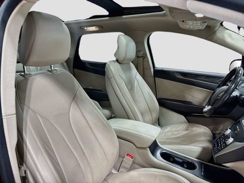 Used 2018 Lincoln MKC Reserve w/ Lincoln MKC Climate Package AWD/4WD image 23