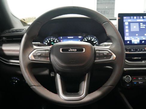 Used 2023 Jeep Compass Trailhawk image 20