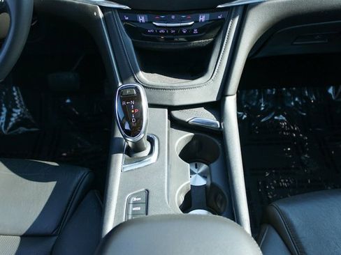 Used 2019 Cadillac XT5 Luxury image 18