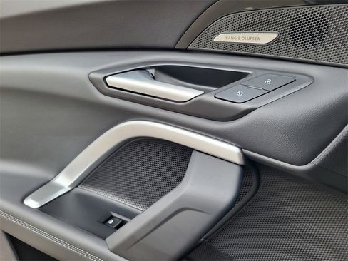 Certified 2025 Audi Q5 Premium Plus w/ Premium Plus image 14