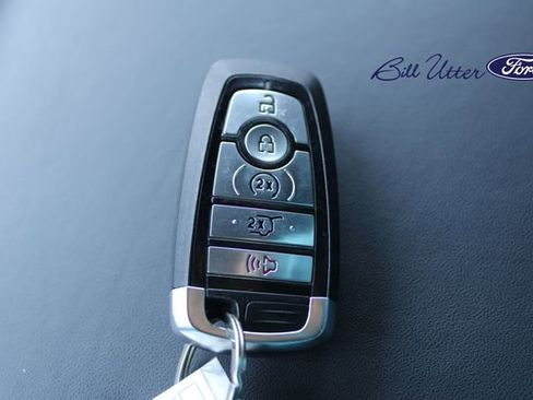 Used 2023 Ford Expedition Platinum AWD/4WD image 26