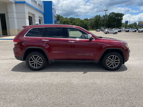 Used 2022 Jeep Grand Cherokee Limited AWD/4WD image 6