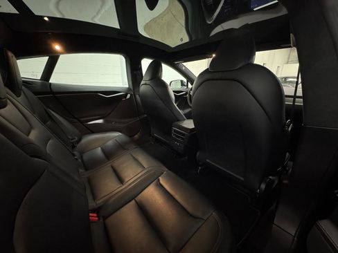 Used 2020 Tesla Model S Performance image 22