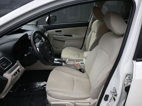 Used 2016 Subaru Impreza 2.0i Premium image 18